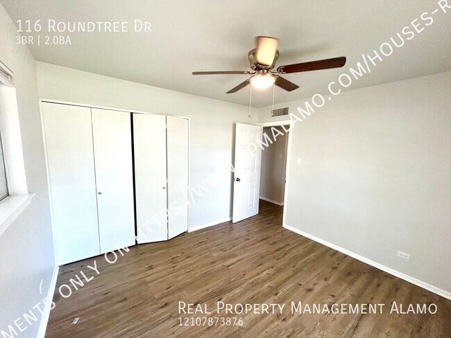 Building Photo - 116 Roundtree Dr-