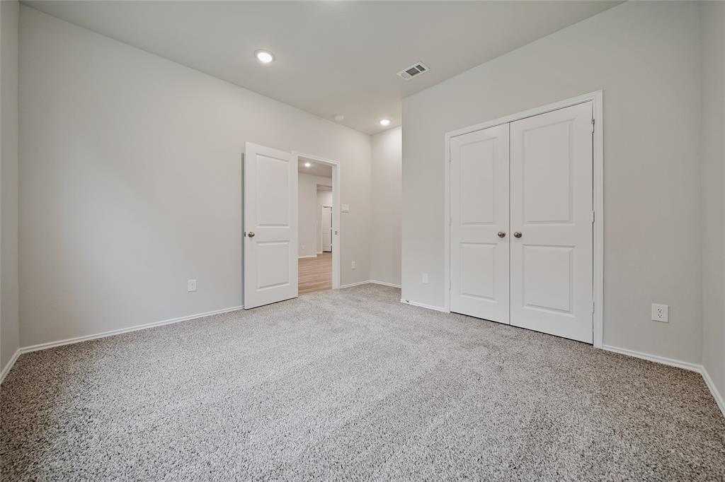 Building Photo - 16502 Piper Ln