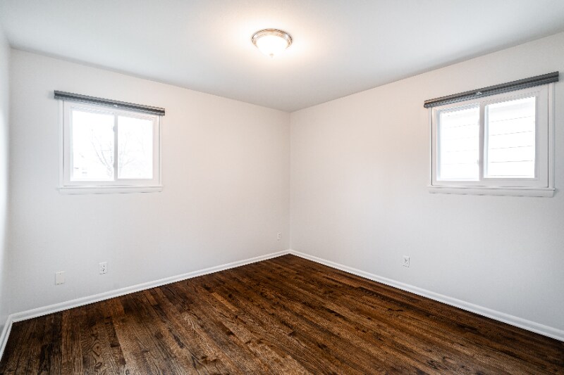 Building Photo - 638 S 66th St