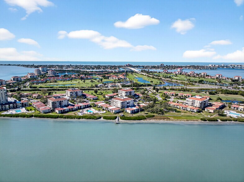 Building Photo - 6218 Palma del Mar Blvd S