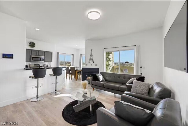 Building Photo - 8501 W University Ave