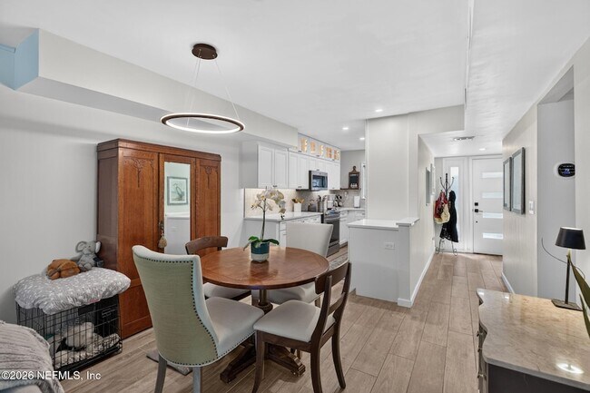 Building Photo - 202 Vista Lagoon Ct