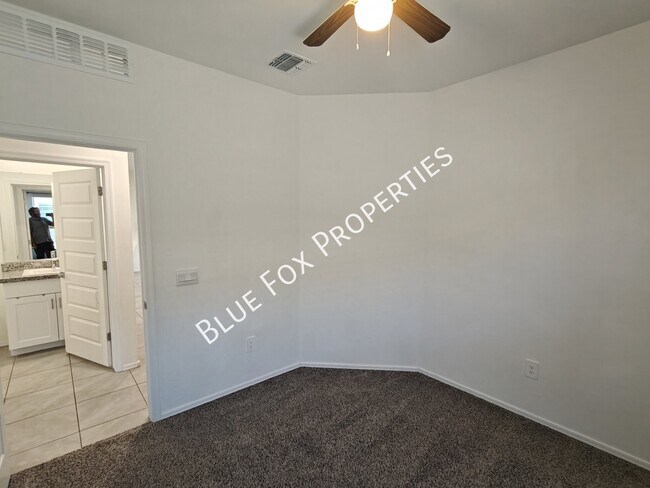 Building Photo - 12209 E Ava Lynn Dr