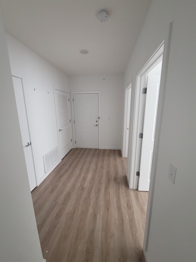 Building Photo - 306 Bergen Ave