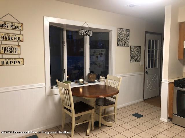 Building Photo - 247 Timberline Rd