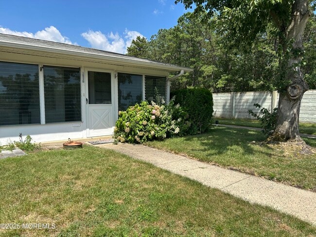 Primary Photo - 1211D Shetland Dr