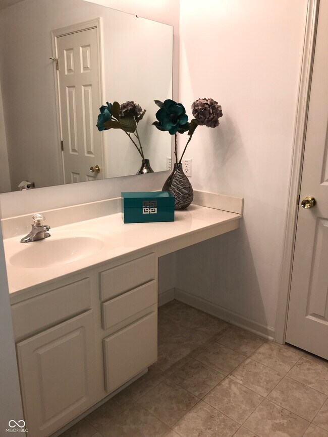 Building Photo - 12172 Black Hills Dr