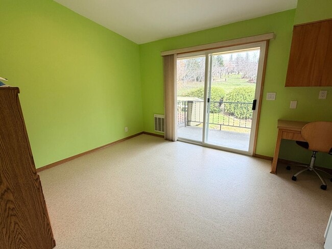 Building Photo - Country like setting! Spacious 3+ bed/ 1.5 bath house with garage, large yard, private deck and a...