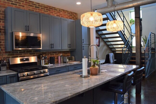 Kitchen and Stairs - 400 Village Pky NE