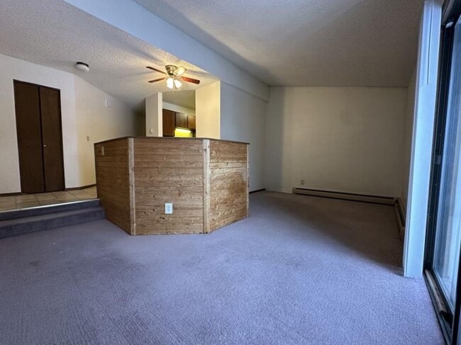 Building Photo - 2 bedroom in Billings MT 59102