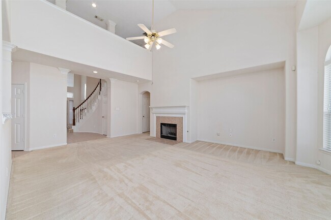 Building Photo - 2638 Long Leaf Dr