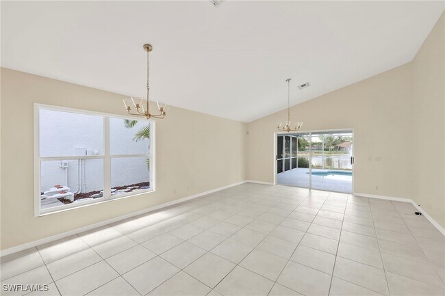 Building Photo - 15015 Savannah Dr