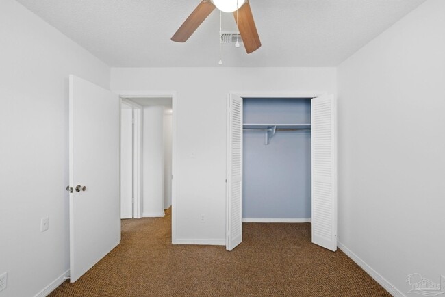 Building Photo - 2109 Langley Ave