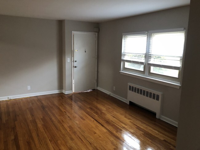 Building Photo - 268 South Washington