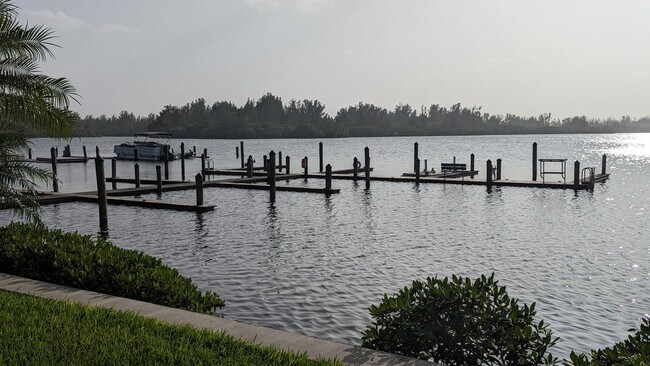 Building Photo - 5151 Florida A1A