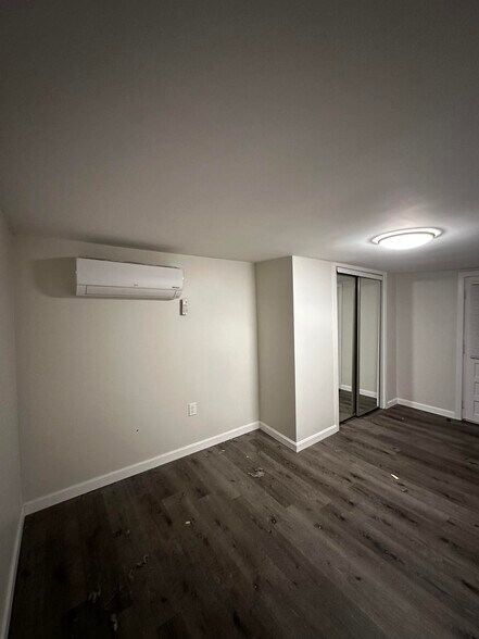 Bedroom #1 with closet mirror - 33 Sumner St