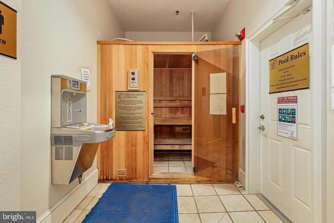 Building Photo - 1571 Spring Gate Dr.