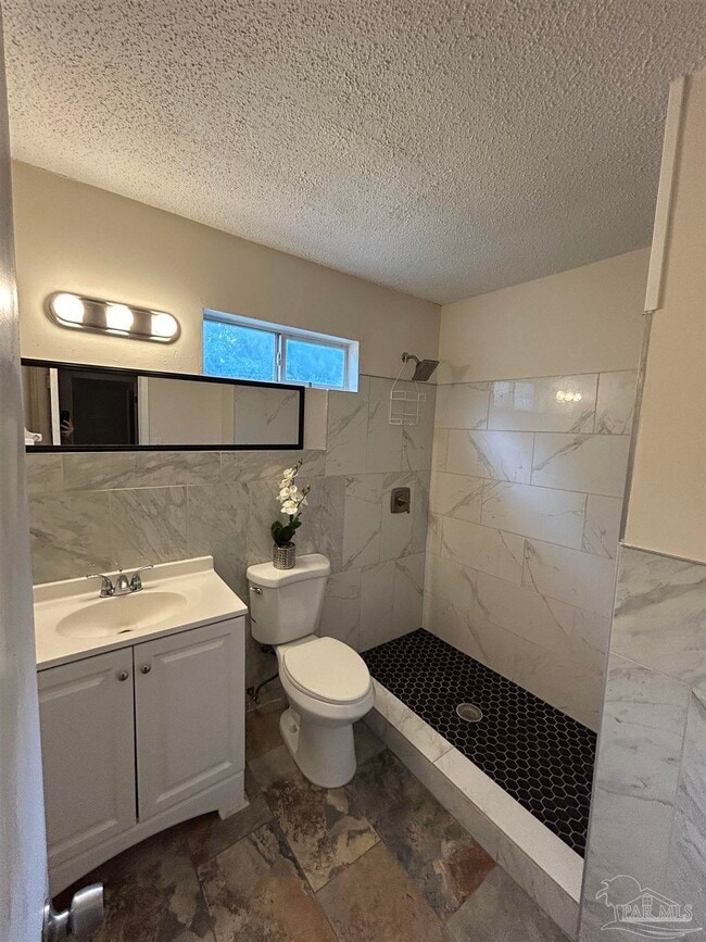 Building Photo - 8013 Sabra Dr