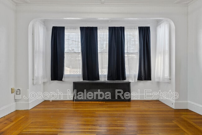 Building Photo - 44 Providence St