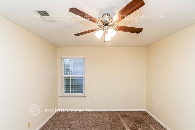 Building Photo - 8020 Bright Oak Trail