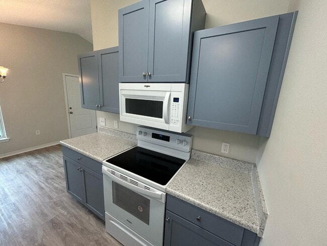 Building Photo - 766 Rosa Parks Cir