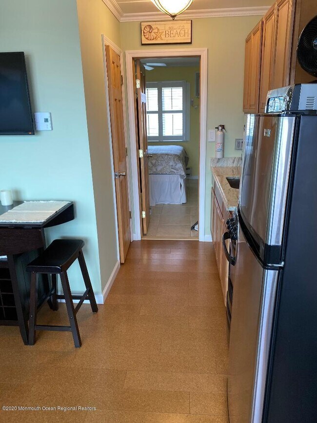 Building Photo - 1515 Boulevard