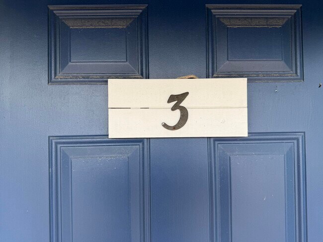 Building Photo - 3350 NE Indian River Dr