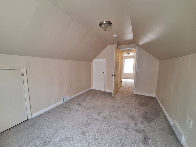 Building Photo - Cozy Four Bedroom Bungalow