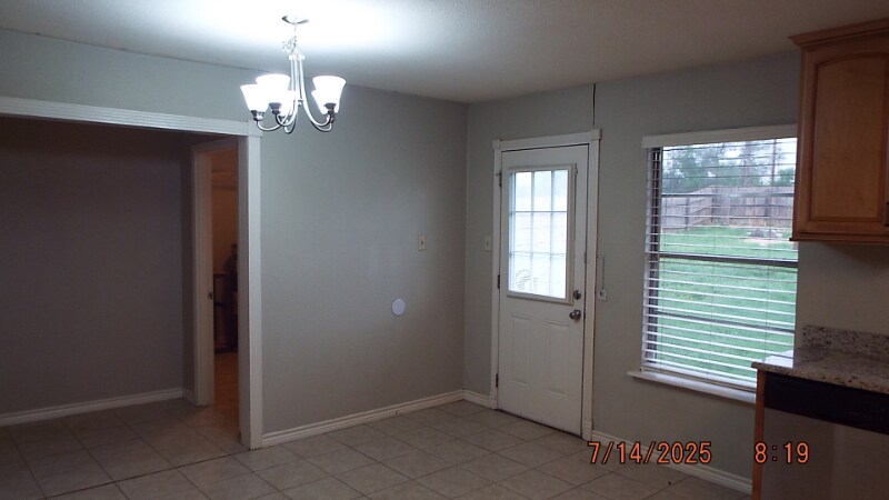 Building Photo - 126 Hillcrest Dr