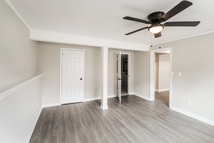 Building Photo - 6158 Raintree Bend