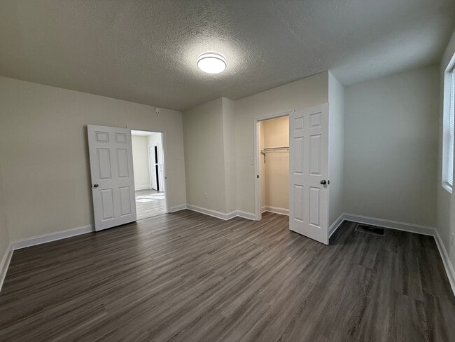 Building Photo - Updated 2BR 1.5 Bath House now available!