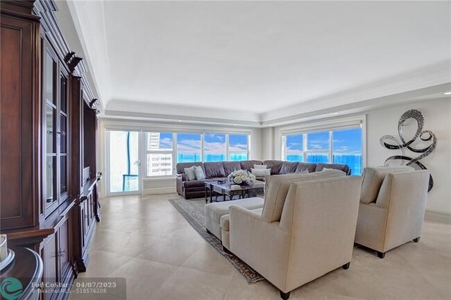 Building Photo - 3750 Galt Ocean Dr