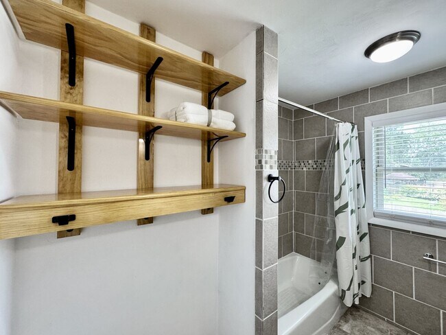 Building Photo - Available NOW! Unique Home in Wesleyan Cha...