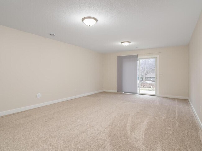 Building Photo - 15110 Eileen Cir