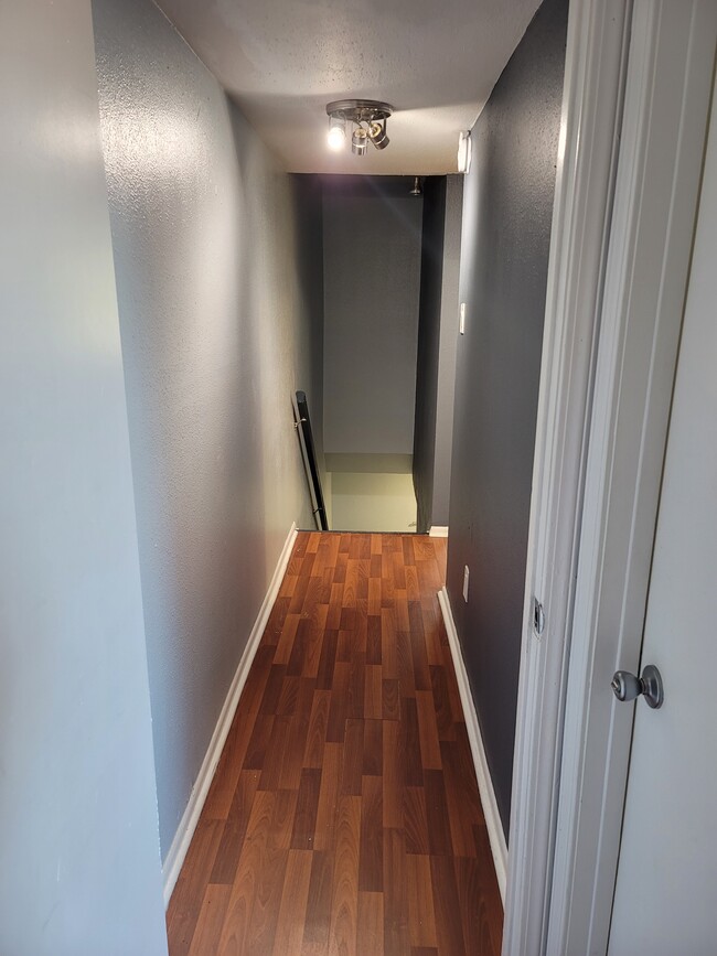 Upstairs Hall - 811 Vouray Dr