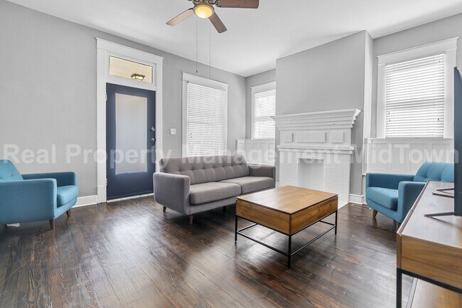 Building Photo - Live in the Heart of One of Dallas’ Most I...