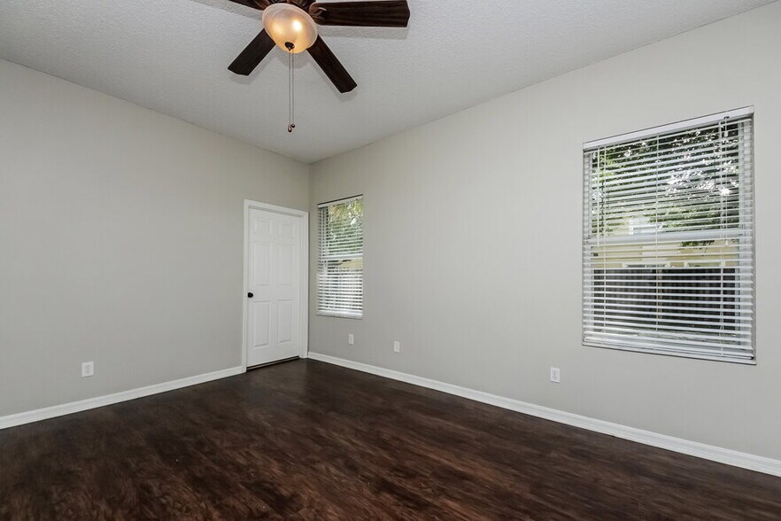 Building Photo - 12720 Woodbury Glen Dr