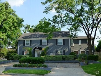 Building Photo - 2301 Dorrington St