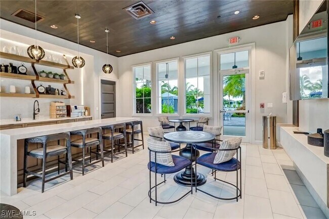 Building Photo - 9175 Cayman Dr