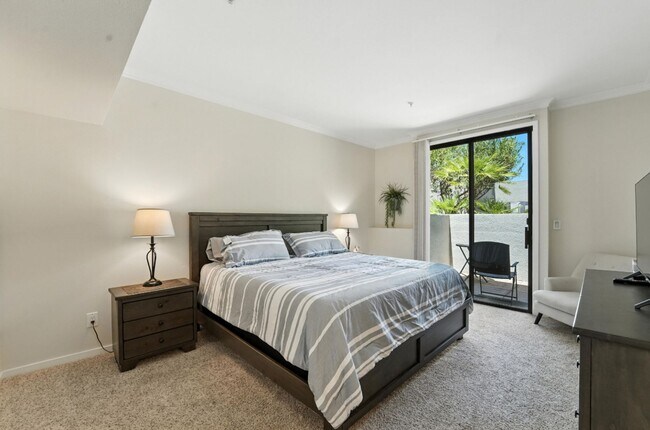 Building Photo - Furnished 2-Bed, 2-Bath Condo in Gainey Ranch