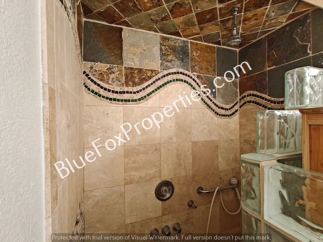 Building Photo - 8679 N Auriga Way
