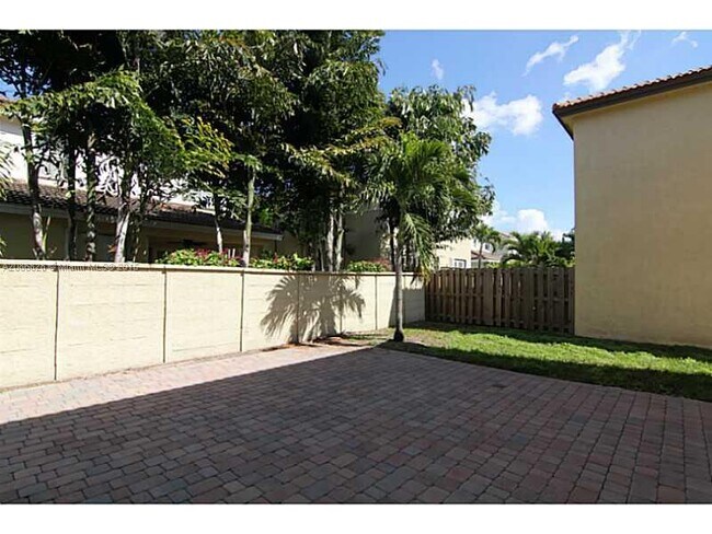 Building Photo - 11277 NW 44th Ter