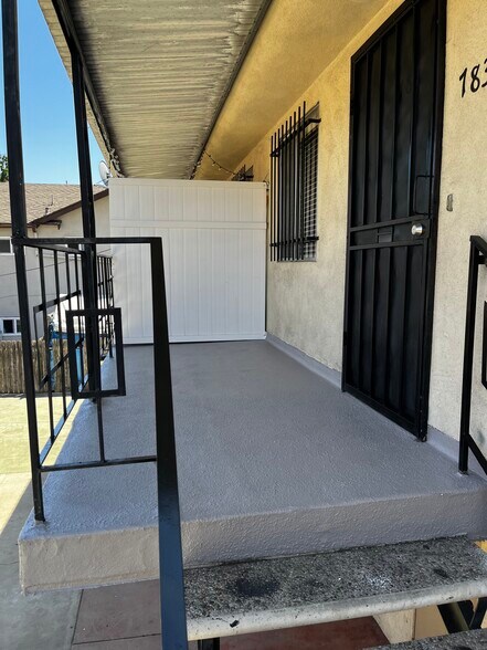 Building Photo - 783 Karesh Ave