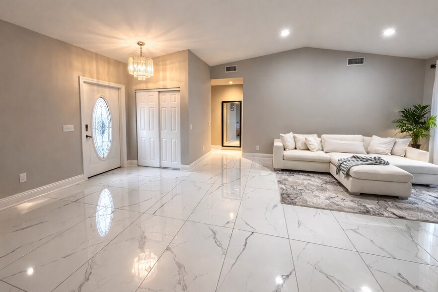 Building Photo - 20888 Sugarloaf Ln