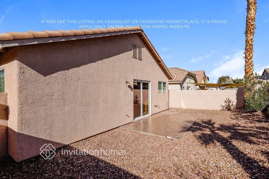 Building Photo - 9548 Glen Iris St