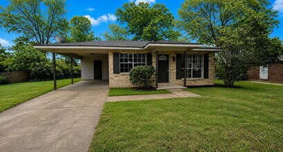 Building Photo - Single Family Home
