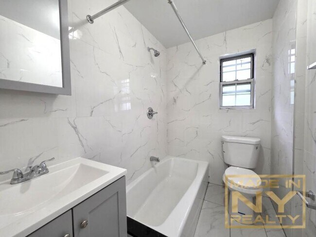Building Photo - 2 bedroom in FLUSHING NY 11367