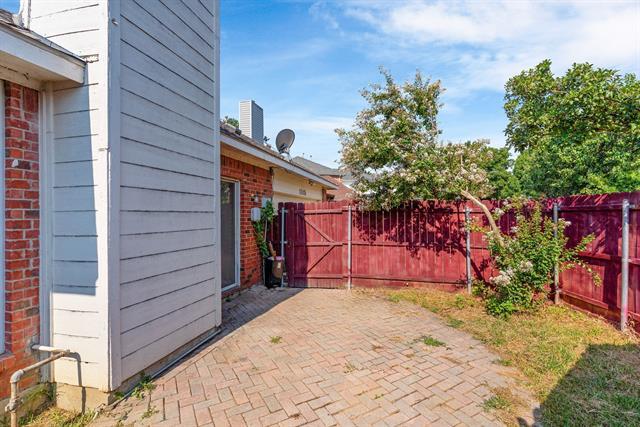 Building Photo - 1505 Lodengreen Ct