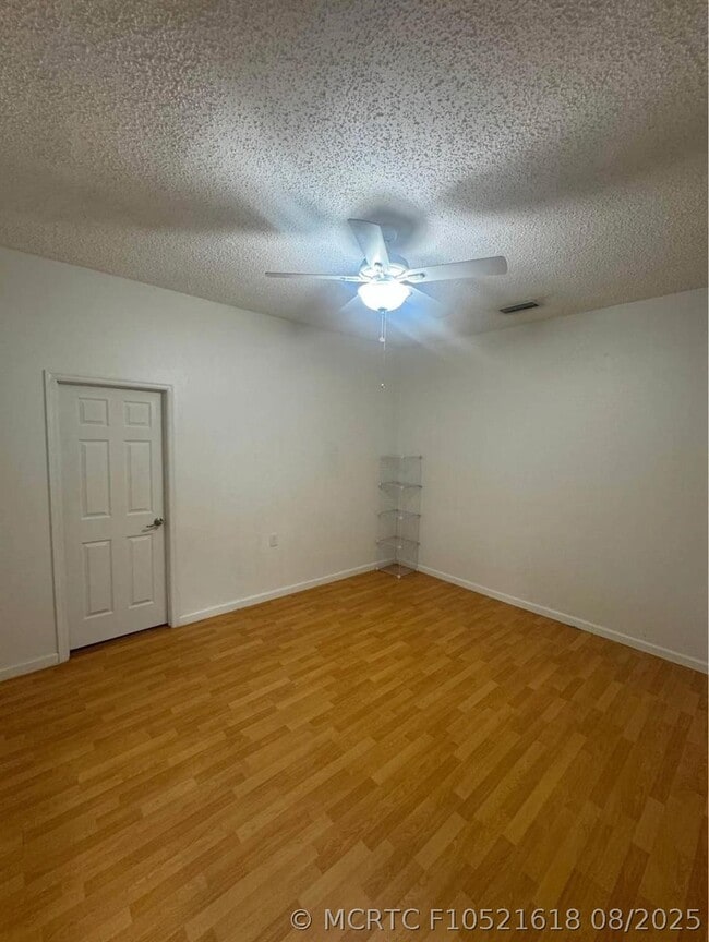 Building Photo - 2750 SW 140th Terrace