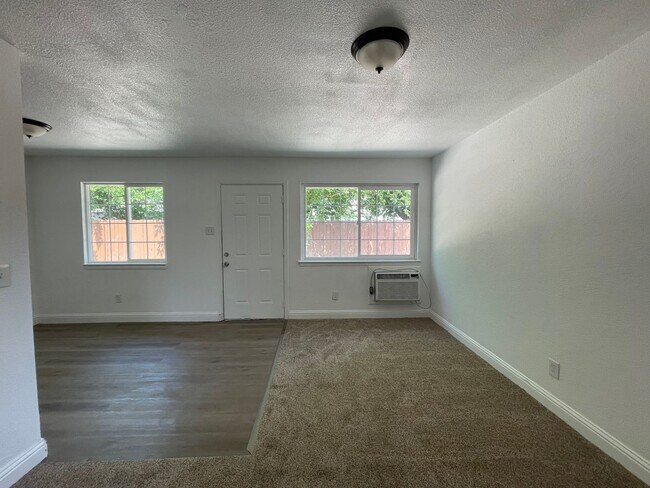 Building Photo - 4357 College Way